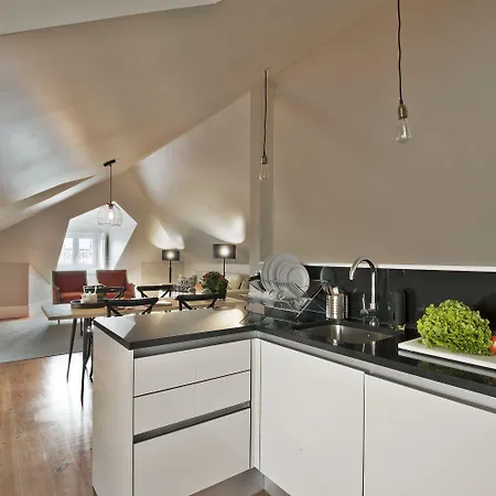 Five Stars Bica Apartment