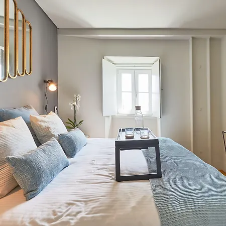 Five Stars Bica * リスボン