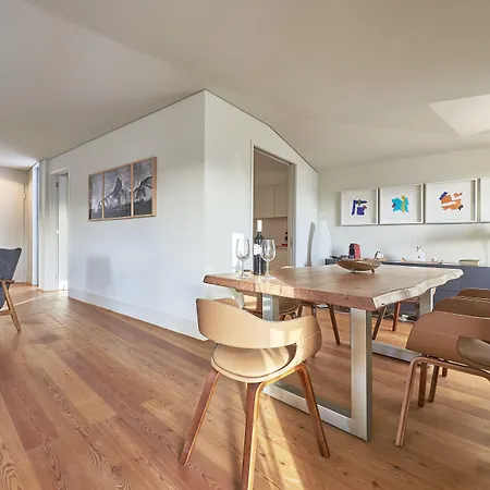 Five Stars Bica * リスボン